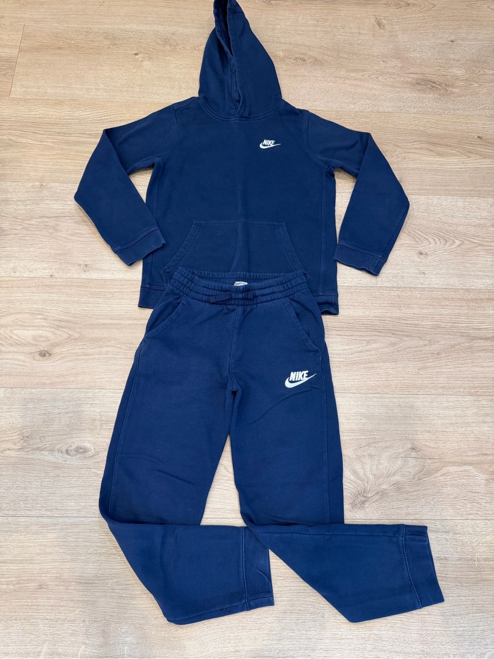 Nike Boy size L Navy Hoodie & Joggers Set